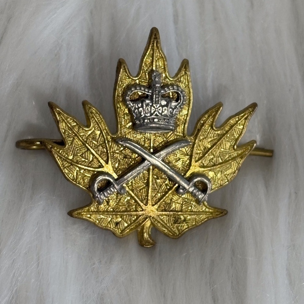 (103)Vintage Military - Picture 2 of 9